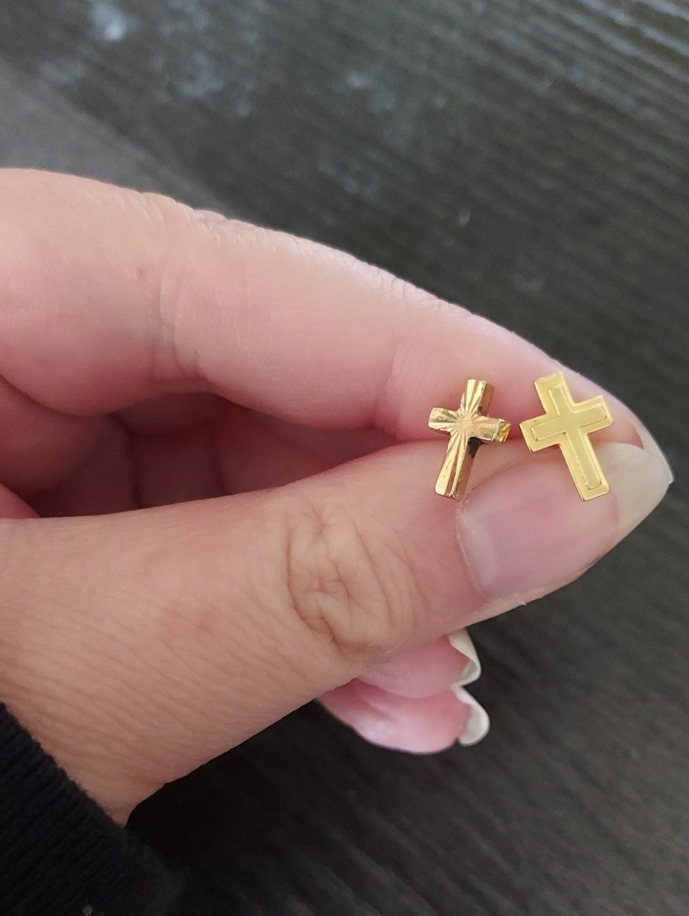 Gold Cross Brooch Pin - Minimal Religious Accent